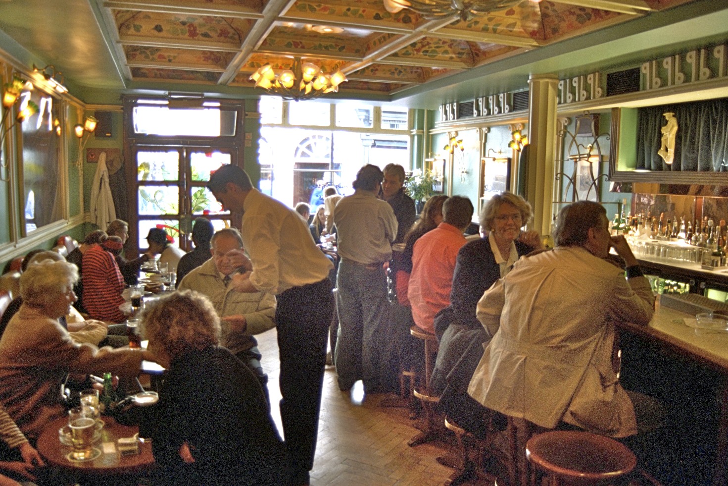 Davy Byrnes, bar, Dublin 2