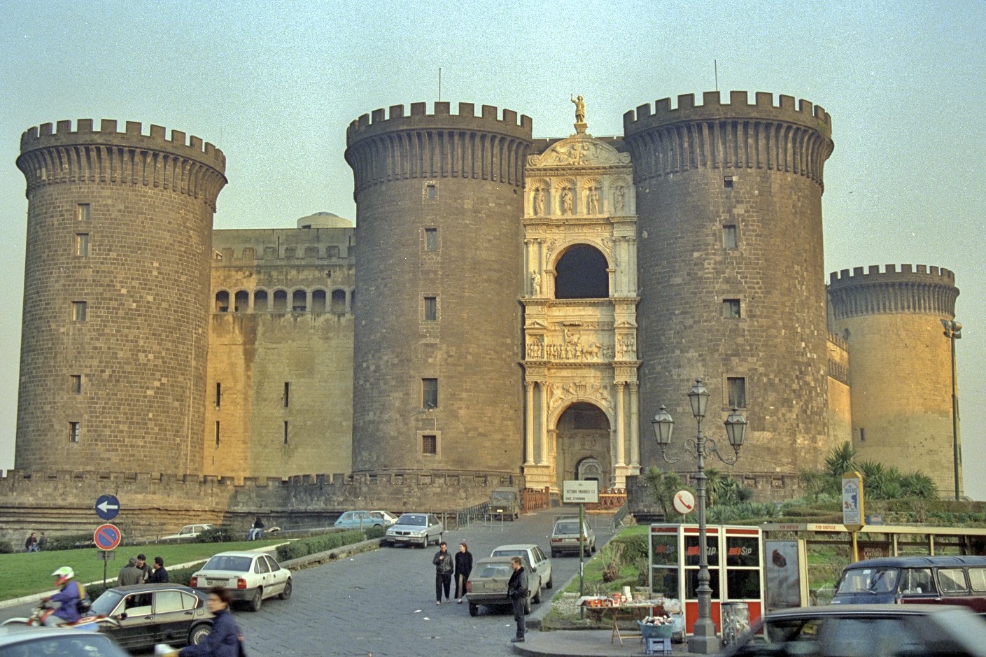 Castel Nuovo, Napoli