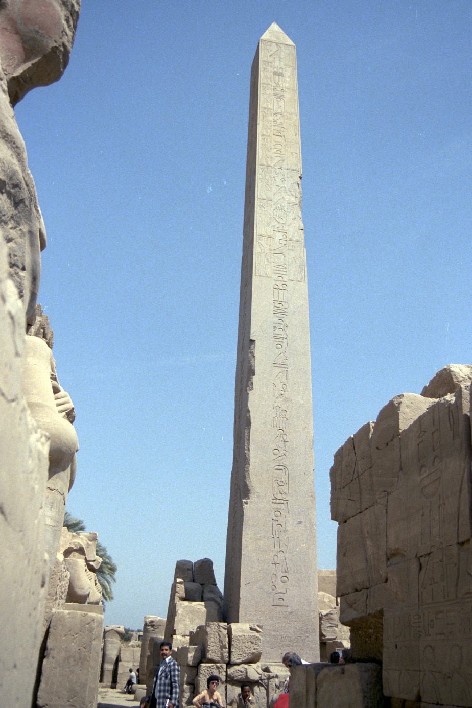 Hatsepsut einsteinungur Karnak