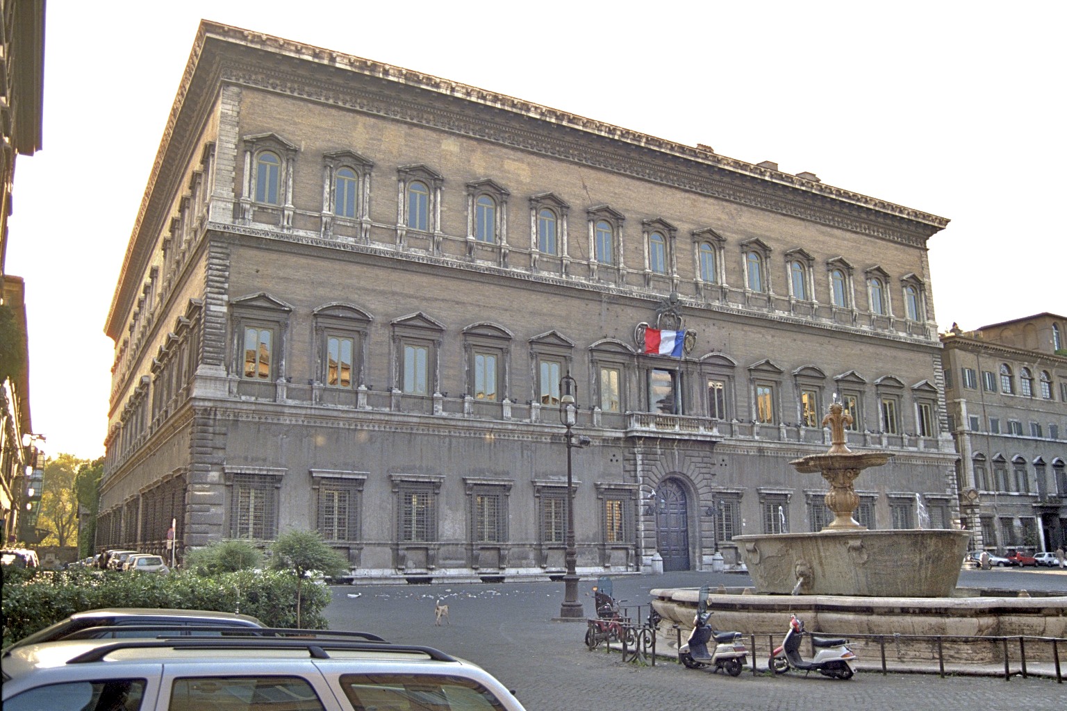 Palazzo Farnese, Roma