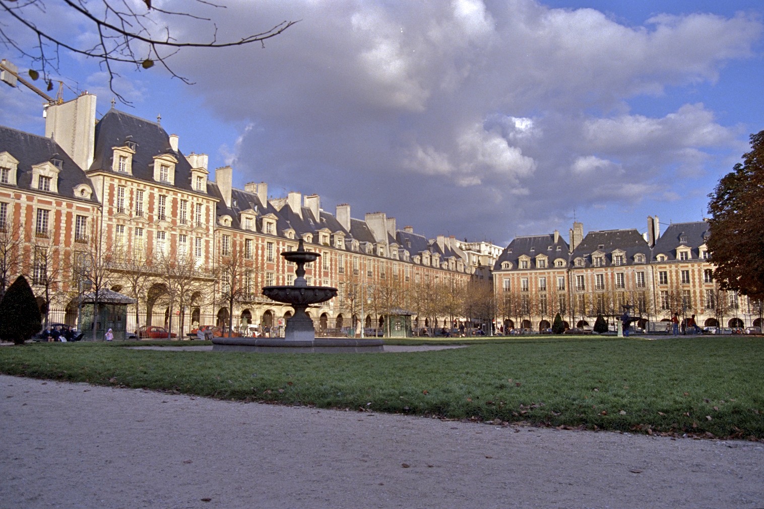 Place des Vosges, Paris